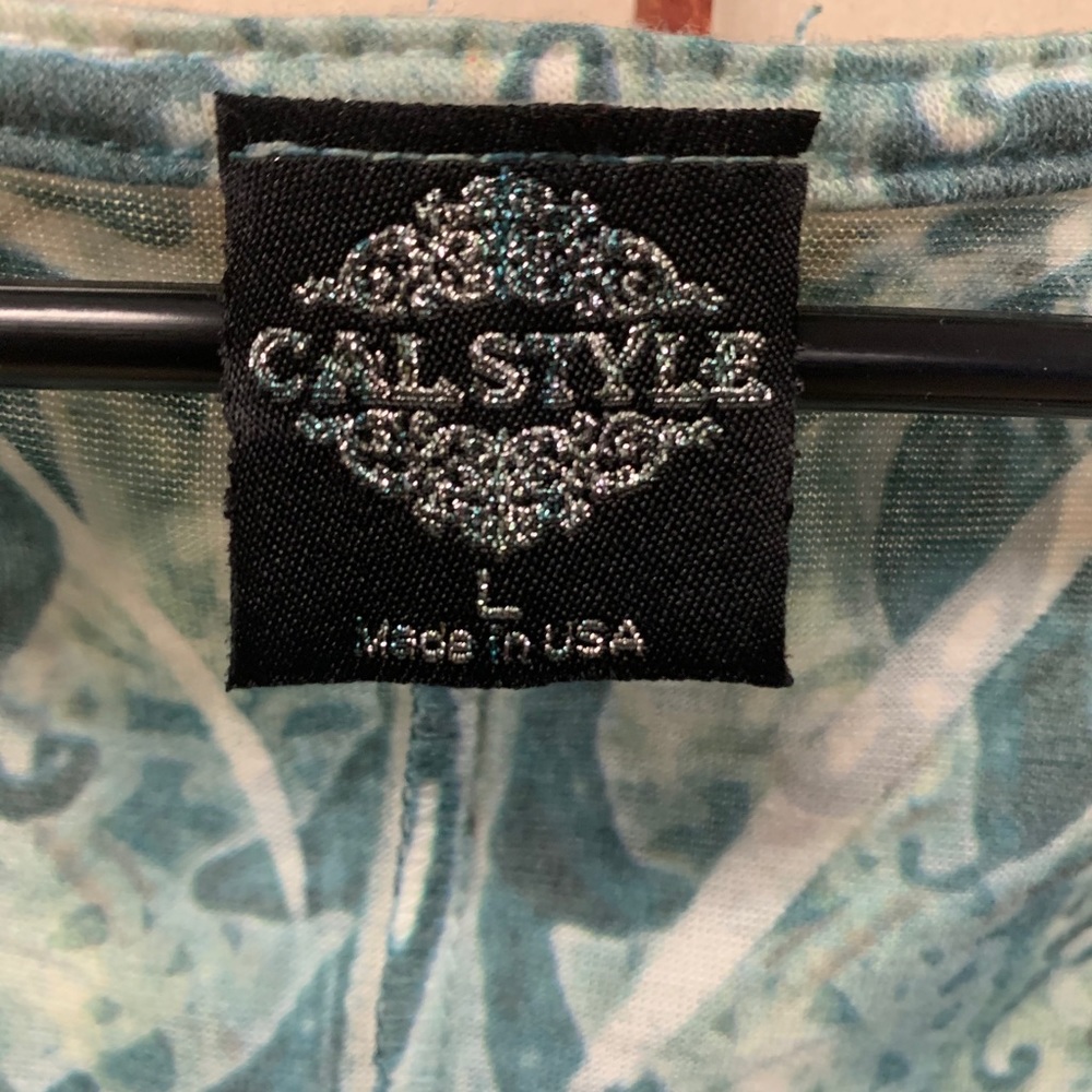 Cal Style Large Blouse - Picture 2 of 7